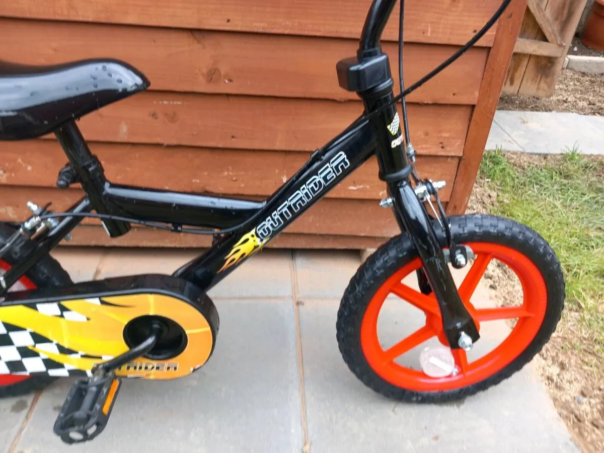 Kids outrider bike size 14 inch wheels - Image 4