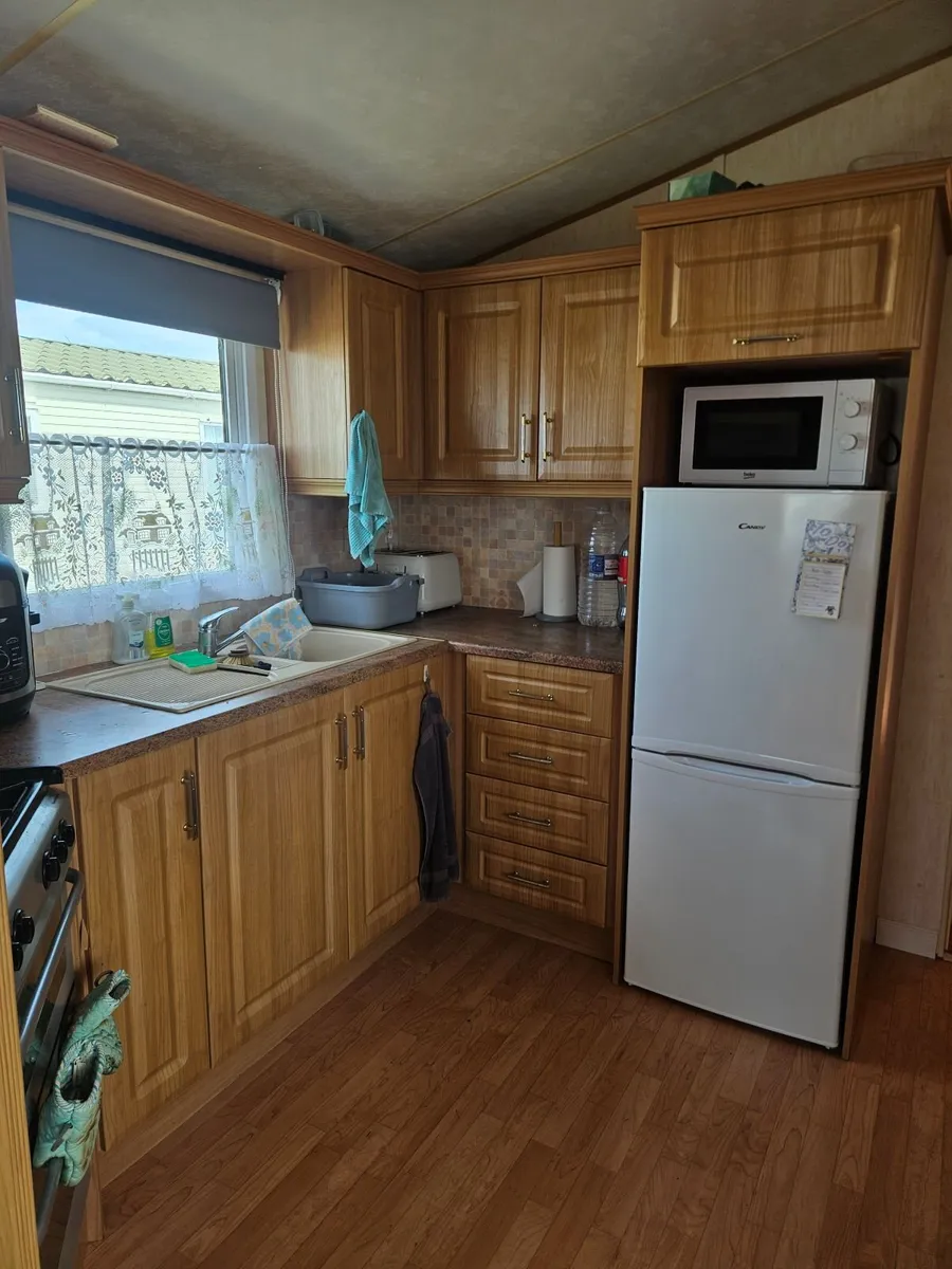 Willerby 3 Bed Mobile Home - Image 2