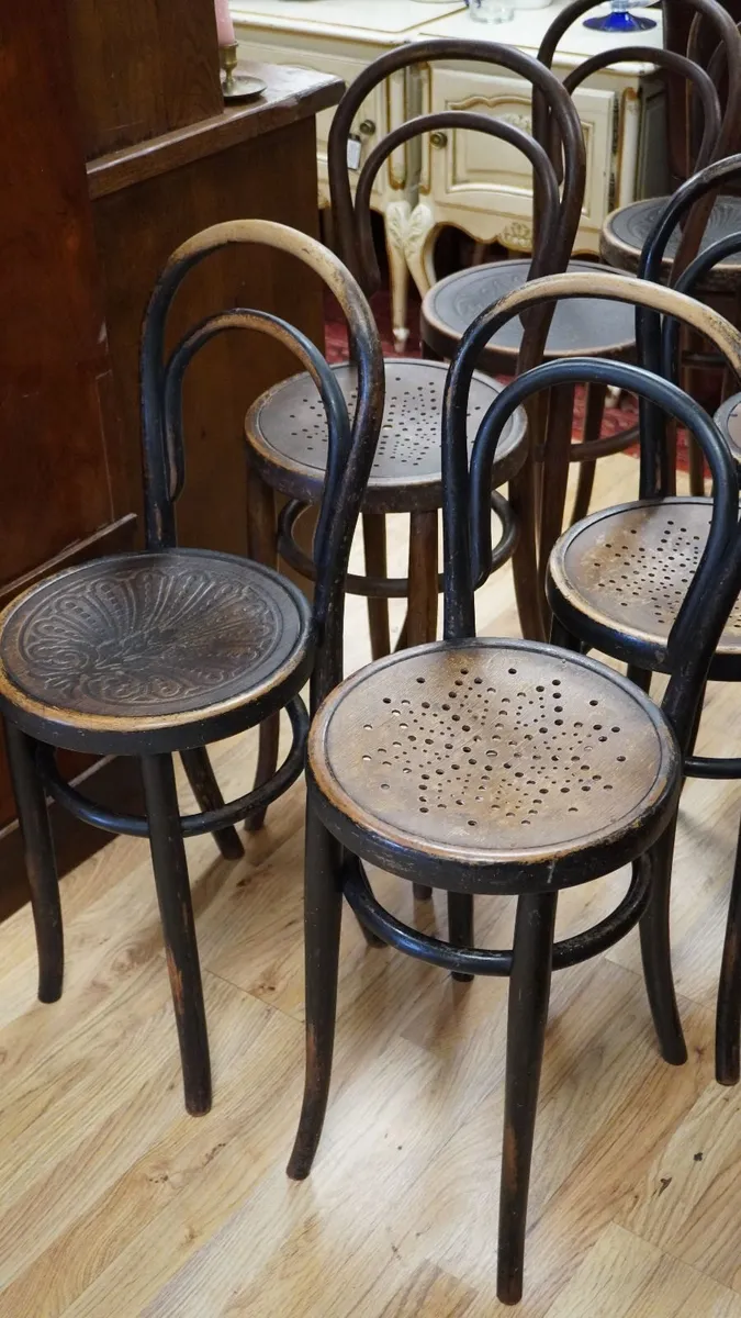 Lot of 8 Antique Bentwood Bistro Chairs, c.1900 - Image 3