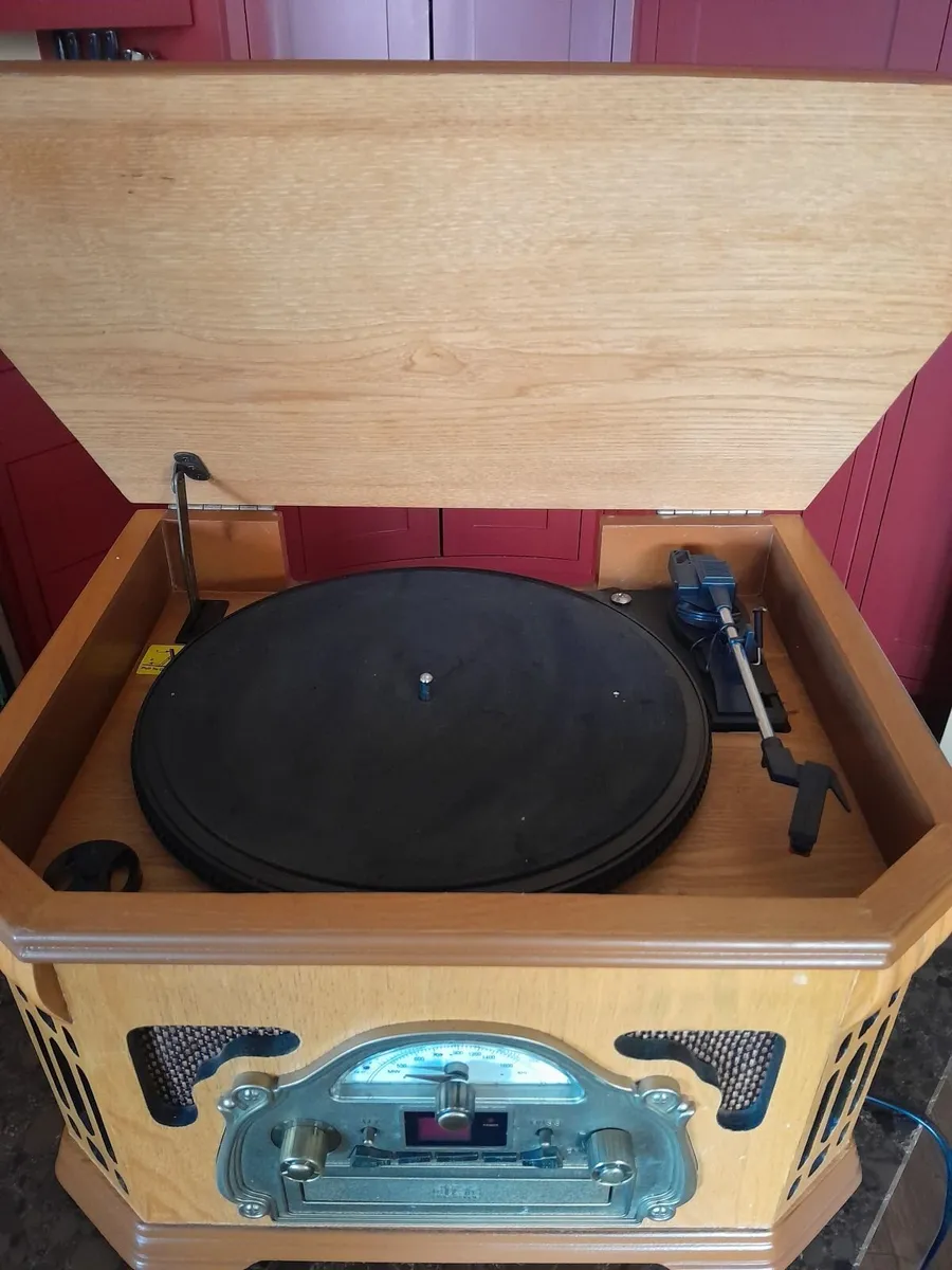 Nostalgic Turntable, Radio, Cassette and CD Player - Image 3