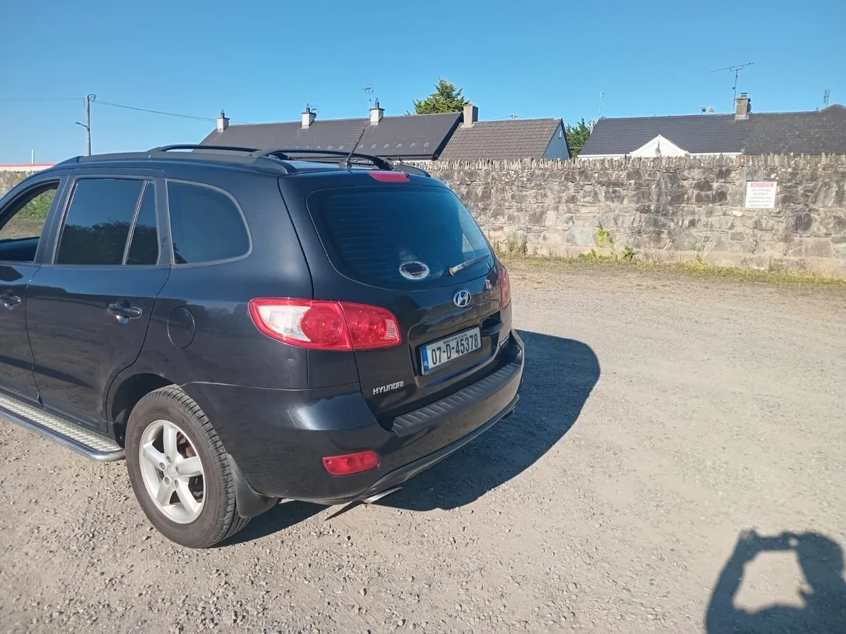 Hyundai Santa Fe 2007 - Image 3
