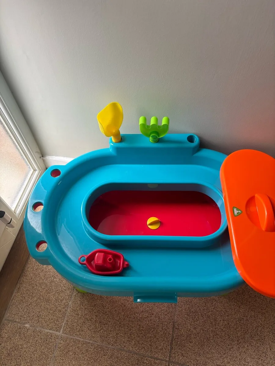 My First Sand and Water Table - ELC - Image 3