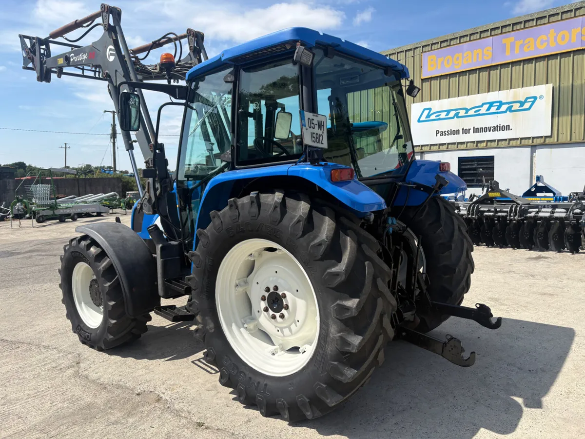 2005 New Holland TL90A - Image 4