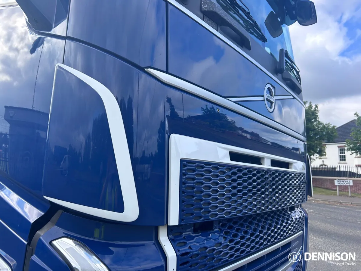 Used Volvo FH540 Globetrotter XL (2022) For Sale - Image 3
