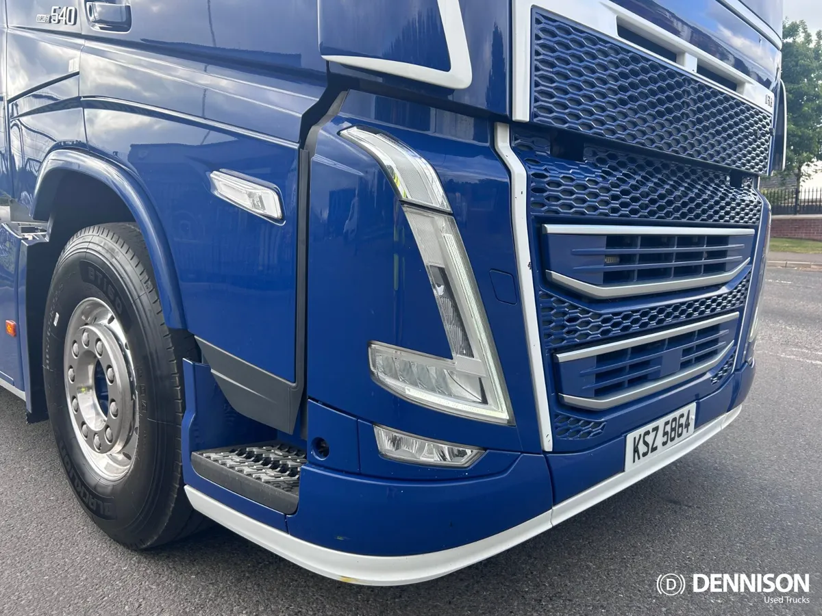Used Volvo FH540 Globetrotter XL (2022) For Sale - Image 4