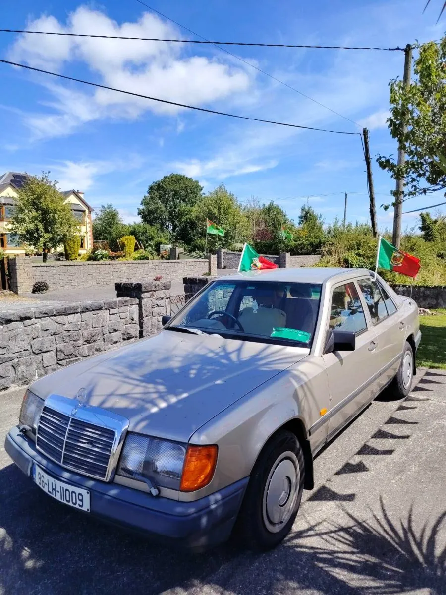 Mercedes-Benz  w124 1986 260e - Image 1
