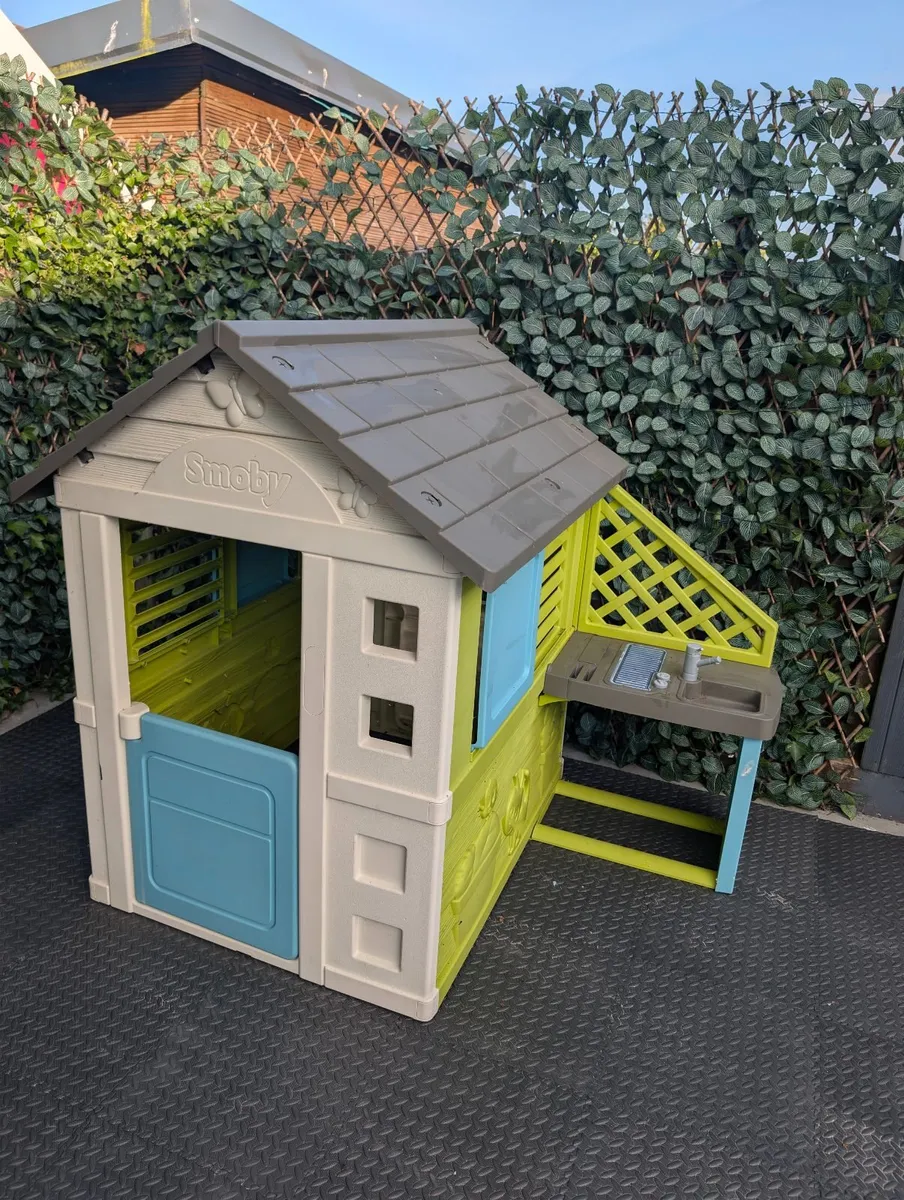 Smoby Playhouse - Image 1