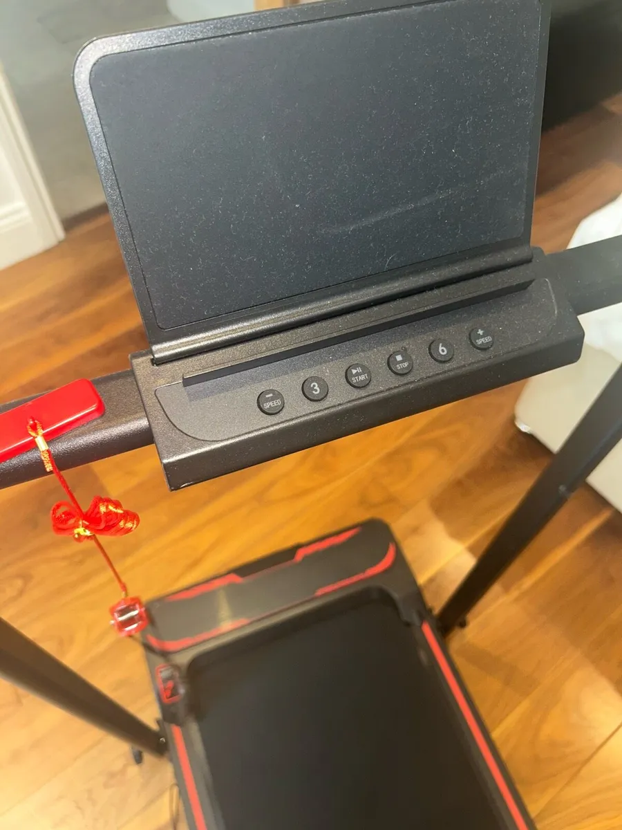 Brand New Digital Foldable Walking Pad / Threadmil - Image 4