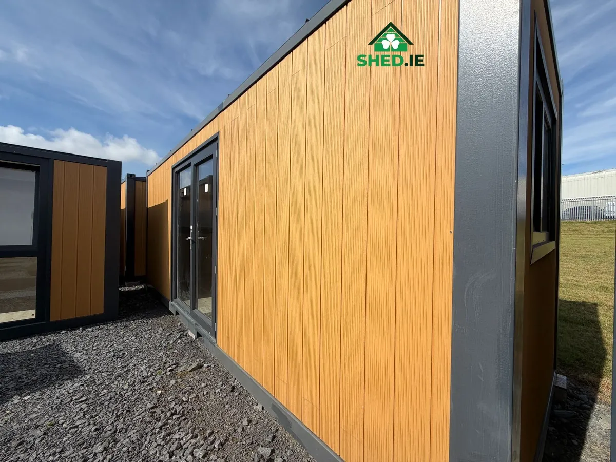Garden Room with Toilet & Kitchenette - 2200×6500 - Image 1