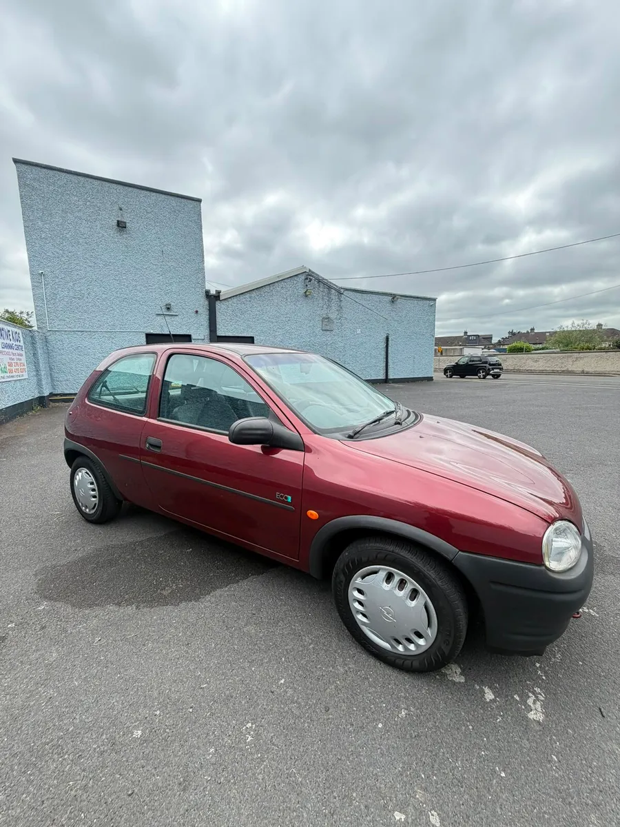 Car - Image 1