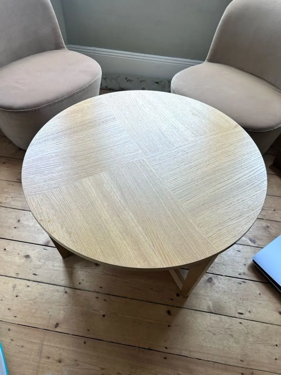 Coffee and gorgeous velvet swivel chairs - Image 4