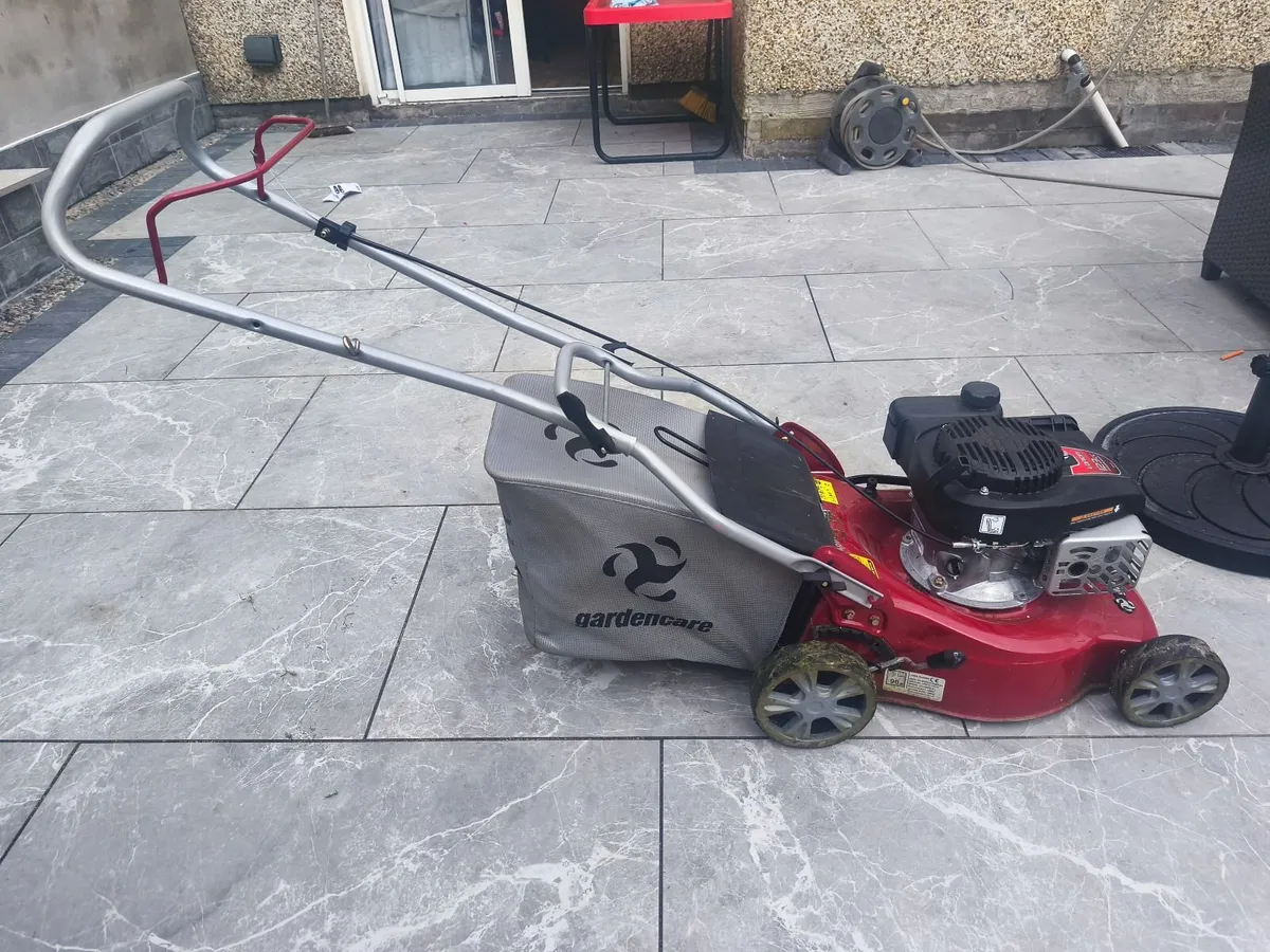 123cc petrol lawnmower - Image 2