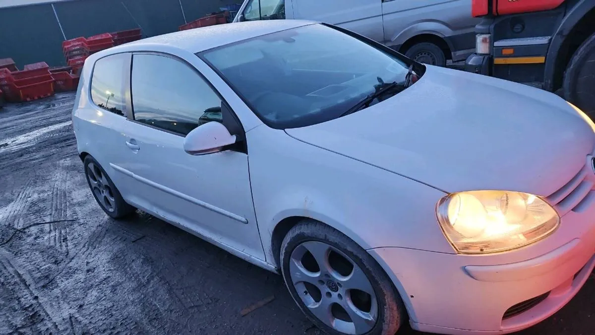 Vw golf - Image 1