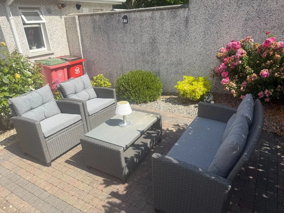 garden furniture - Image 2