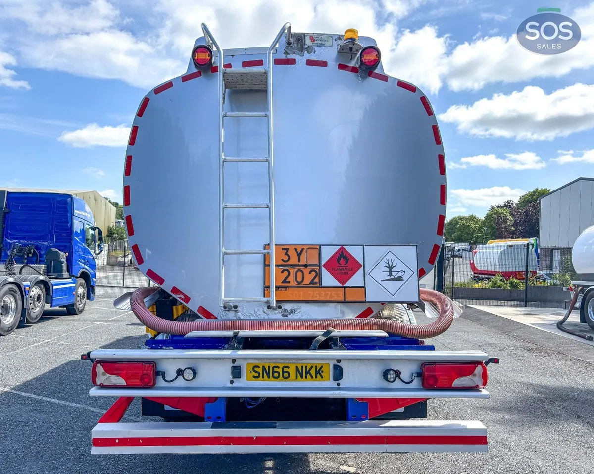 2016 Scania P320 Rigid Tanker - Image 3