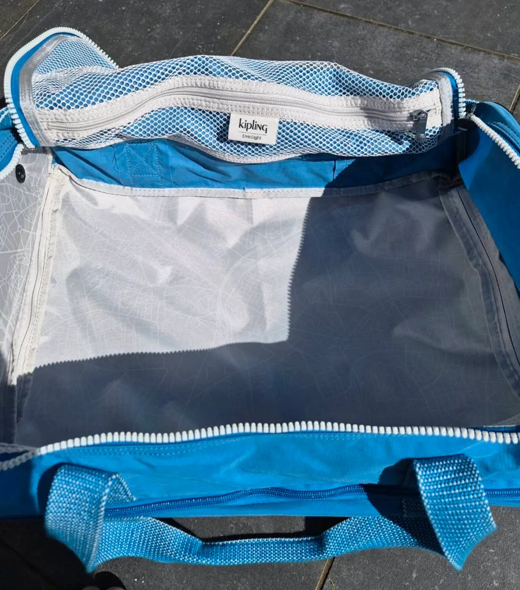 Kipling Carry-on - Image 4