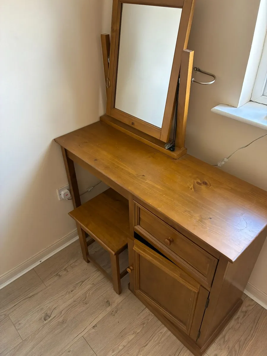 wardrobe; dressing Table - Image 1