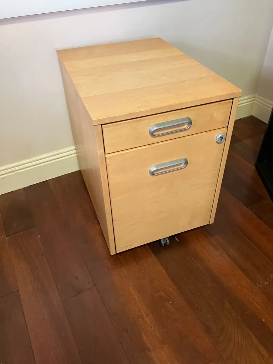desk pedestal/file cabinet x2 - Image 3