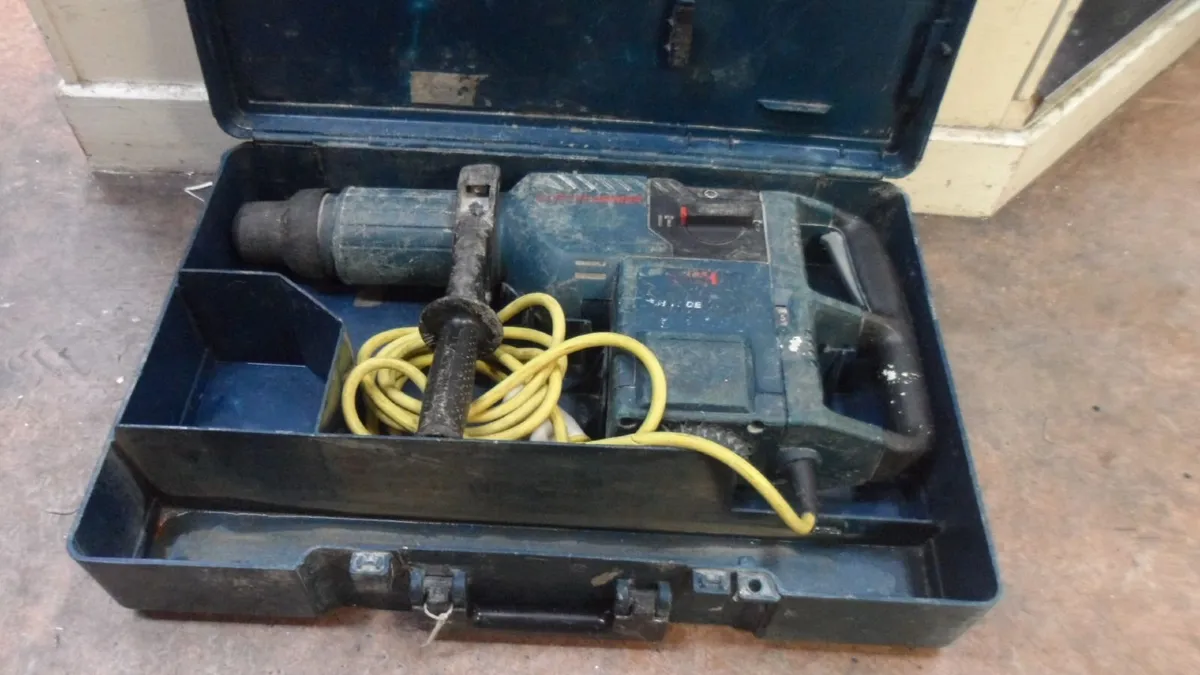 Bosch Demolition Hammer - Image 2