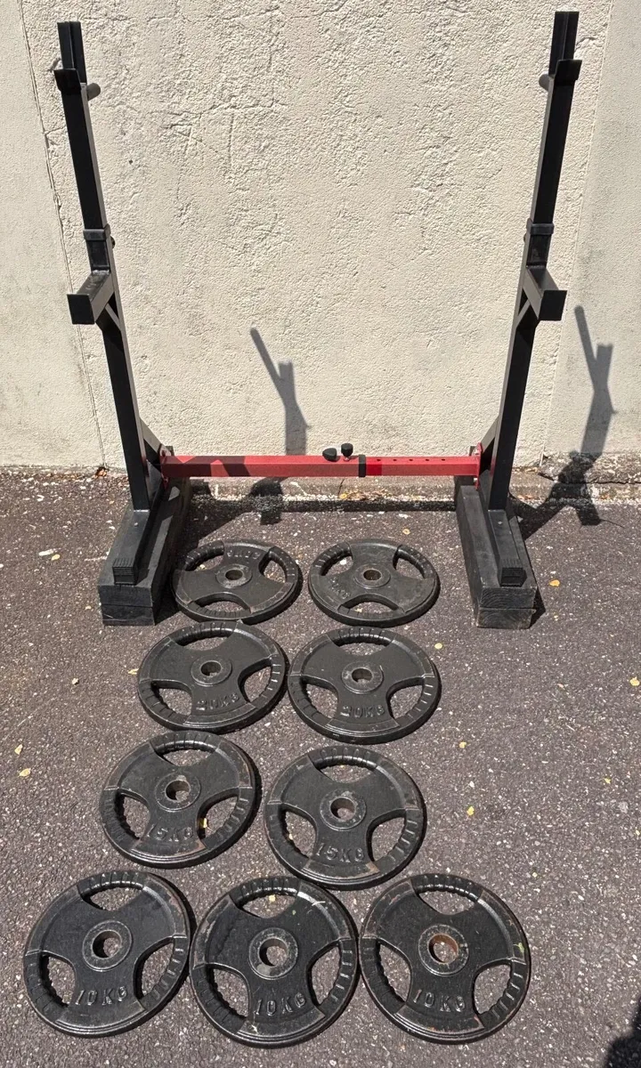 Squat rack and Olympic plates - Image 1