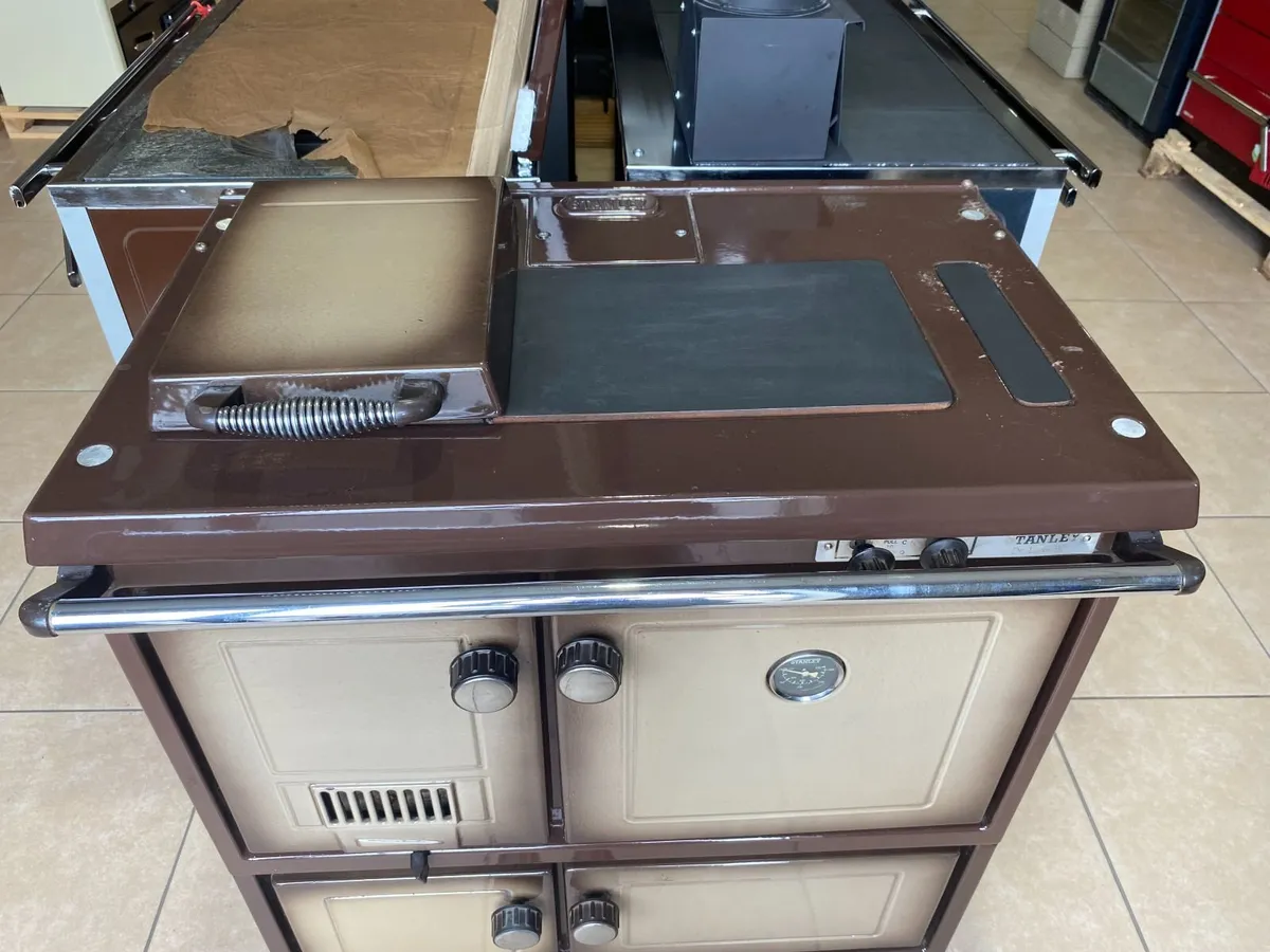 Reconditioned Brown Stanley Super 90 Boiler Range - Image 2