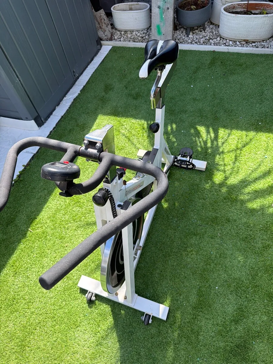 exercise bike - Image 2