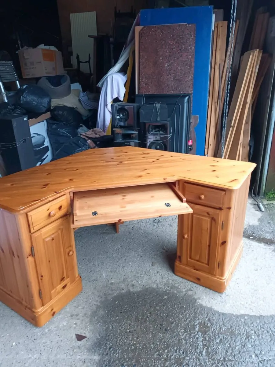 Pine Office Desk - Image 1