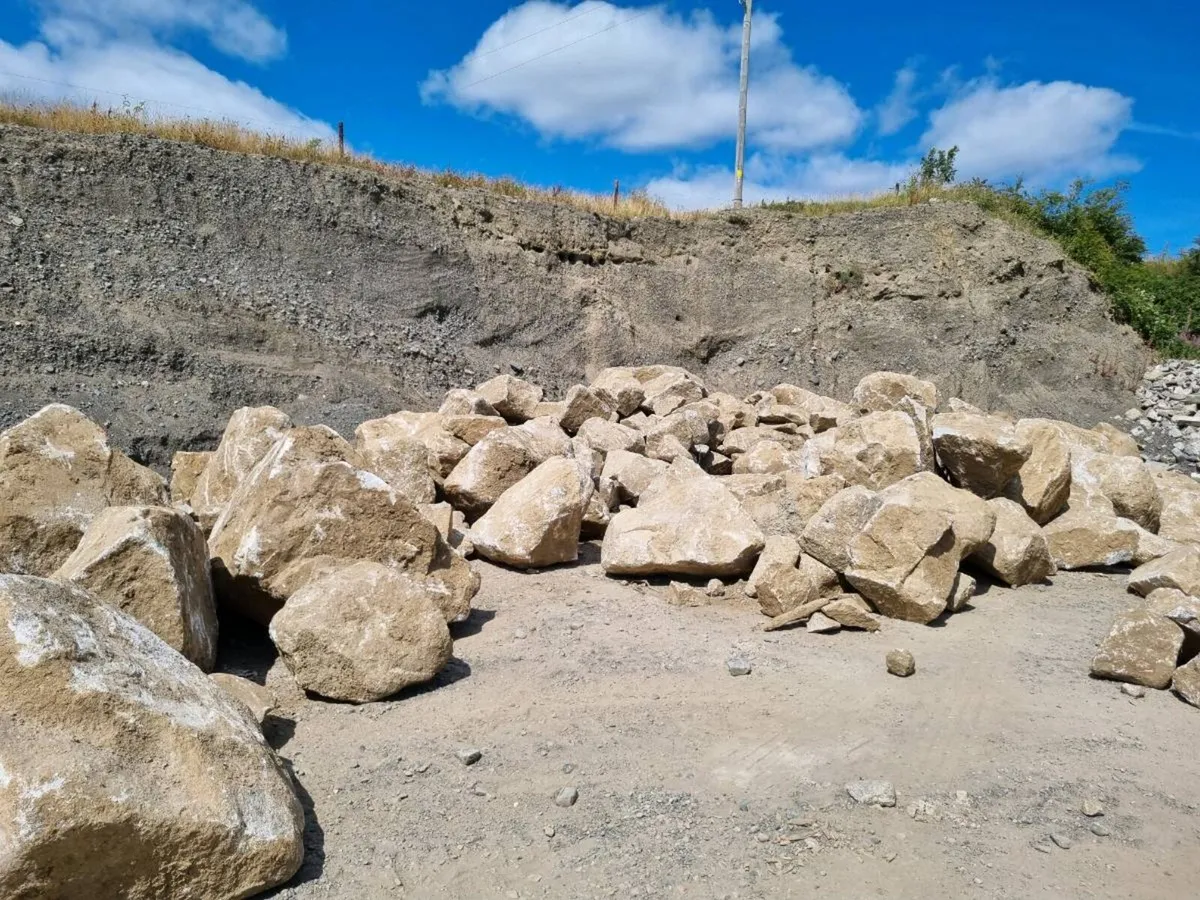 Granite rocks - Image 4