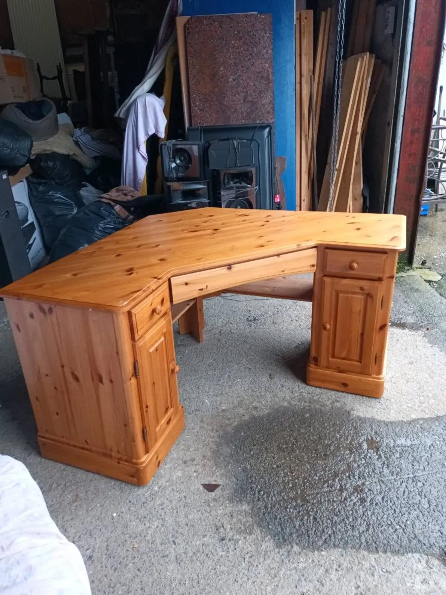Pine Office Desk - Image 2