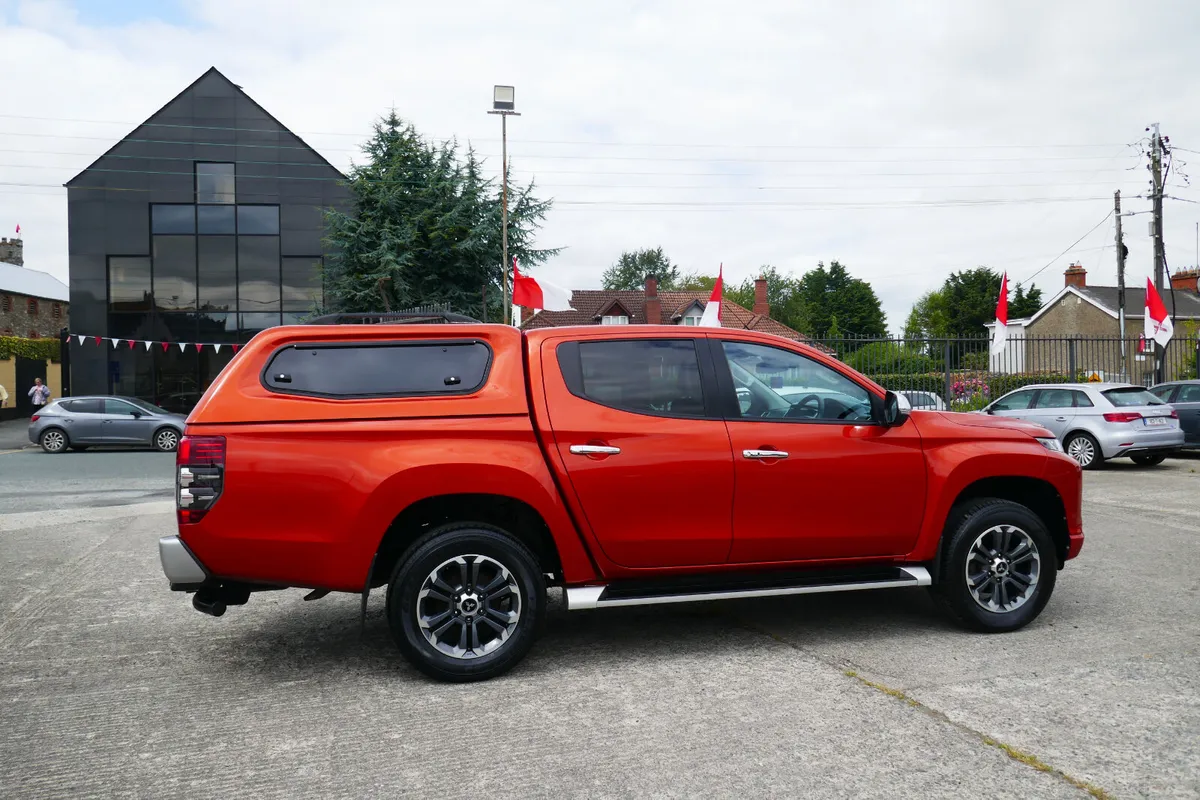 202, MITSUBISHI L200 INSTYLE 6AT 4DR AUTO 2.5 DID - Image 4