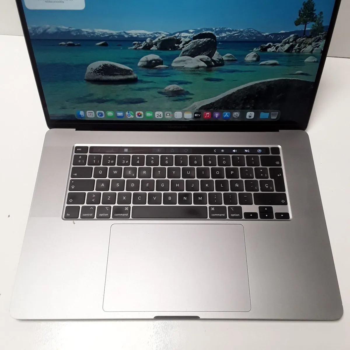 Apple MacBook Pro 16-inch (2019) Spanish Keyboard - Image 3