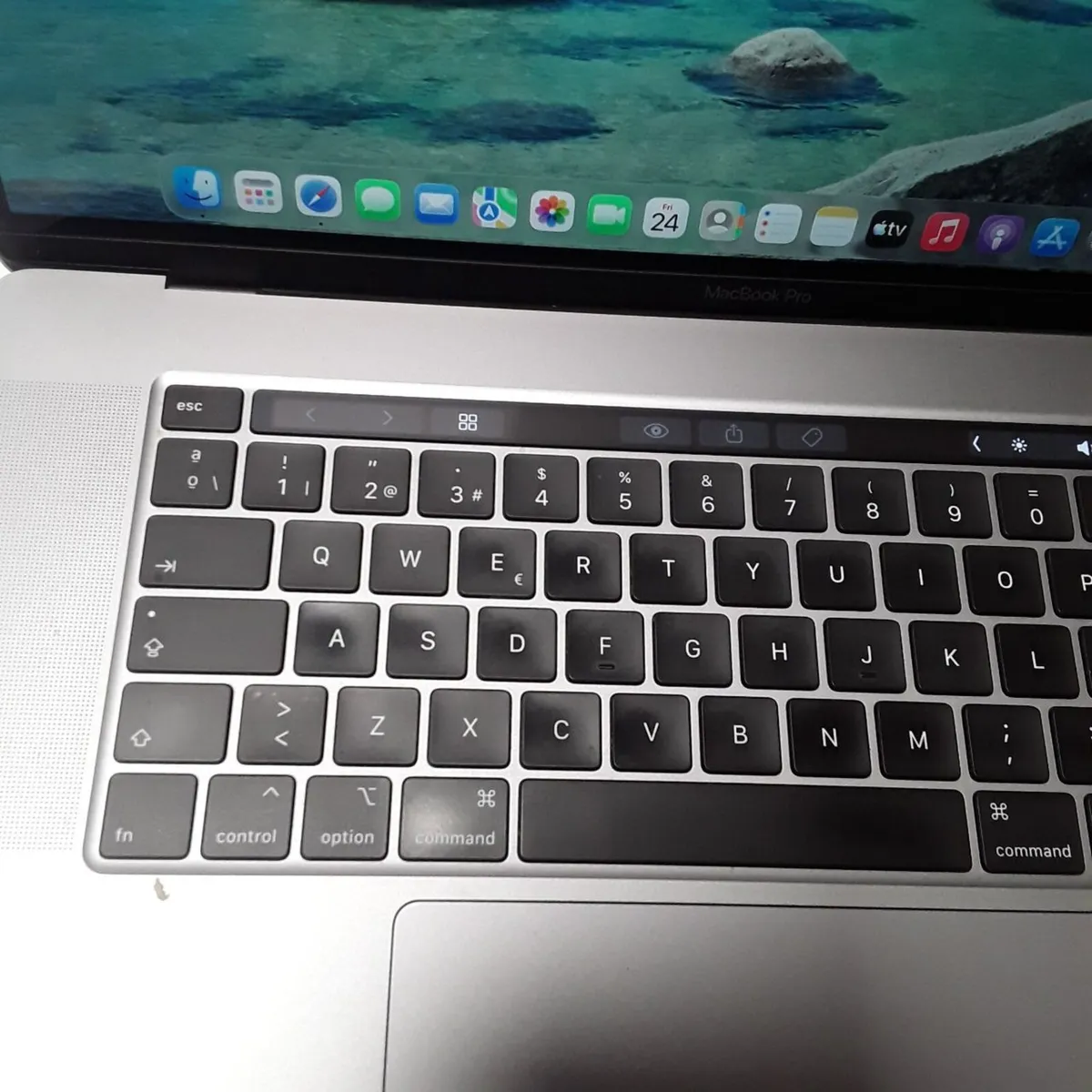 Apple MacBook Pro 16-inch (2019) Spanish Keyboard - Image 4