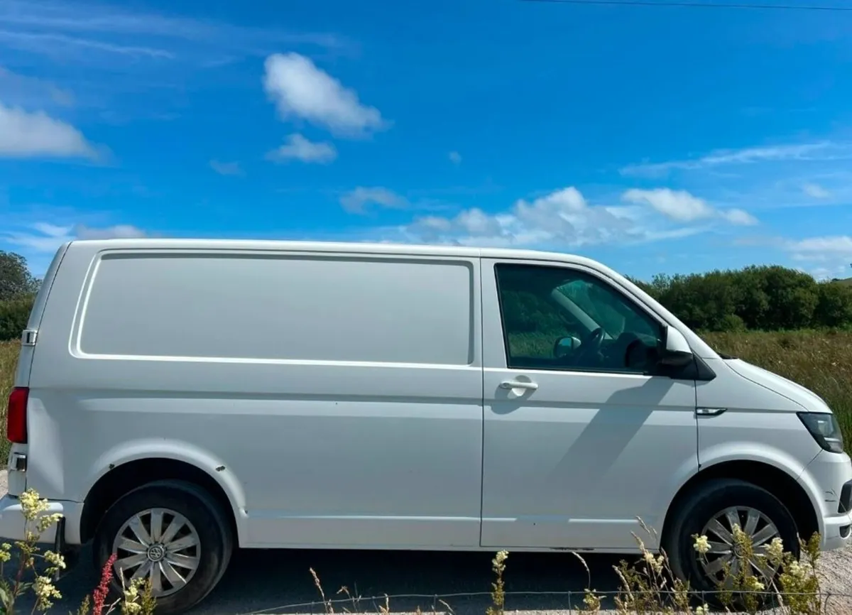 Volkswagen Transporter 2016 T28 Bluemotion TDI - Image 3