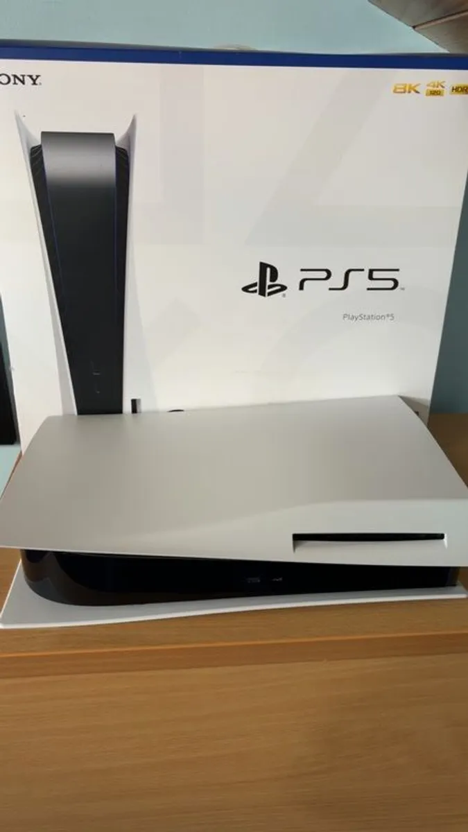 Sony Playstation 5 - Image 3