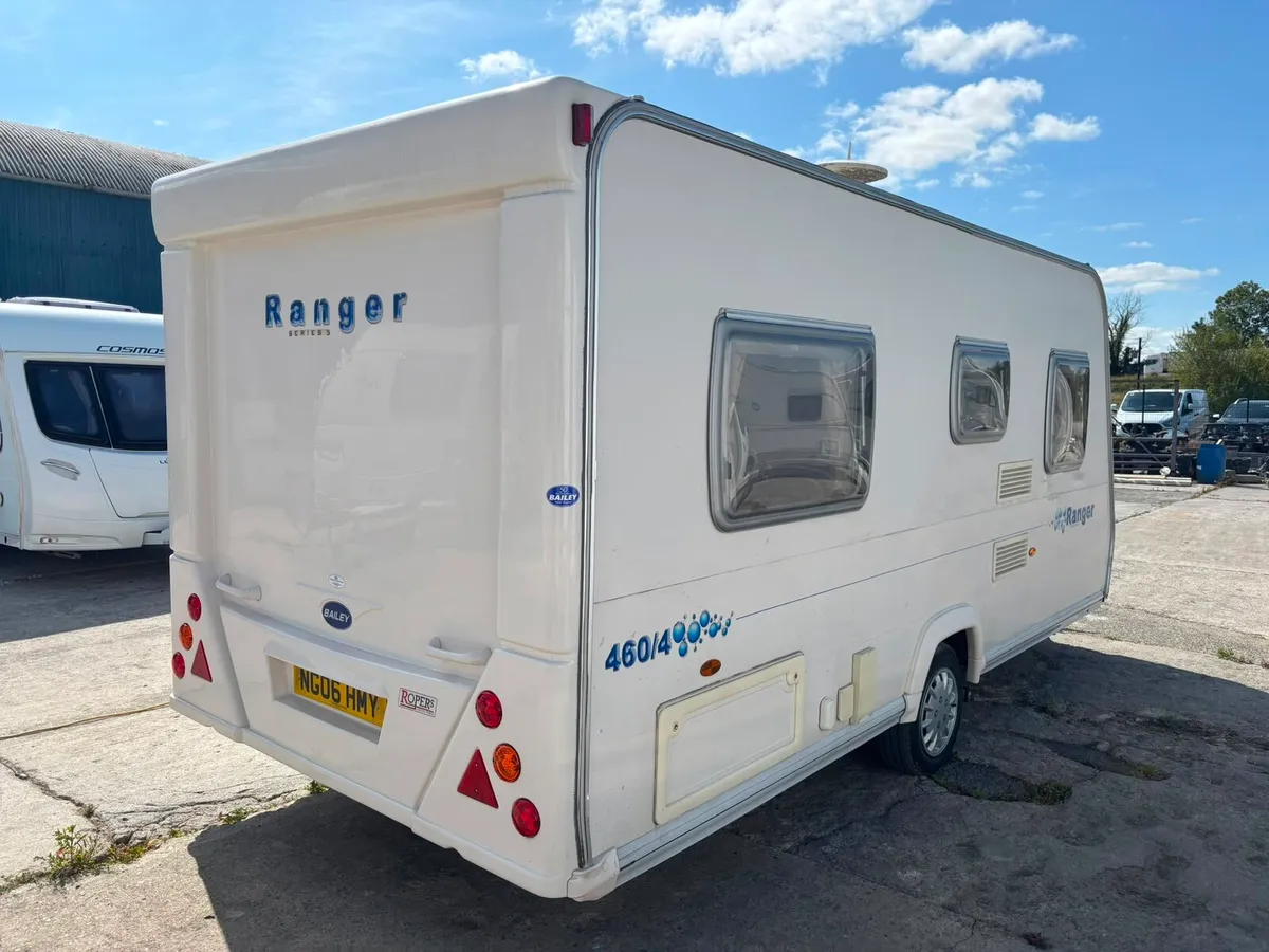 Bailey ranger 4berth fixed bed - Image 4