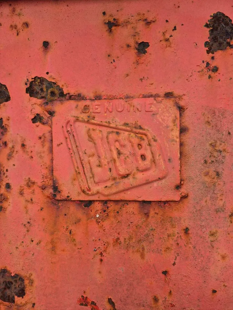4in 1 JCB Bucket - Image 4