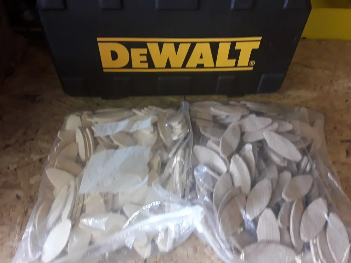 Dewalt biscuit joiner 220v - Image 1