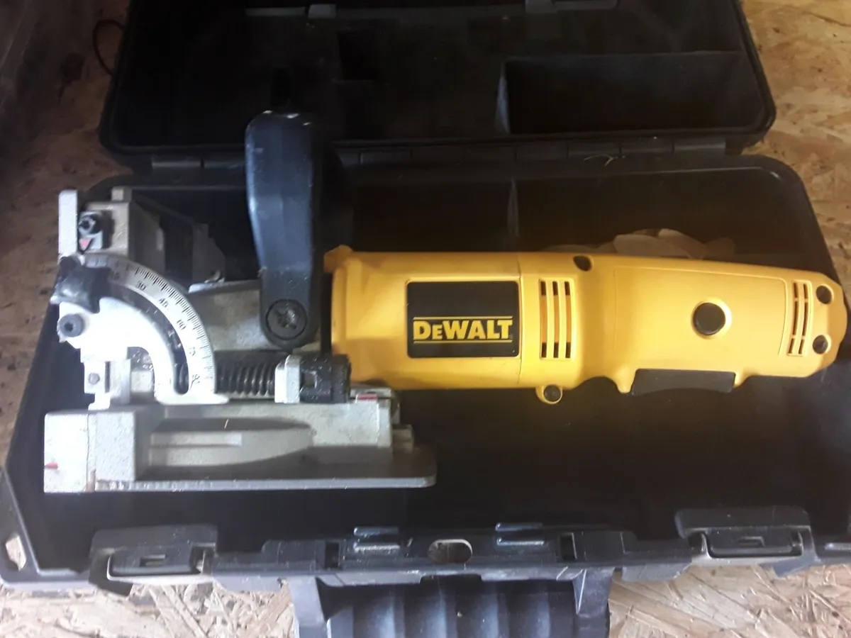 Dewalt biscuit joiner 220v - Image 3