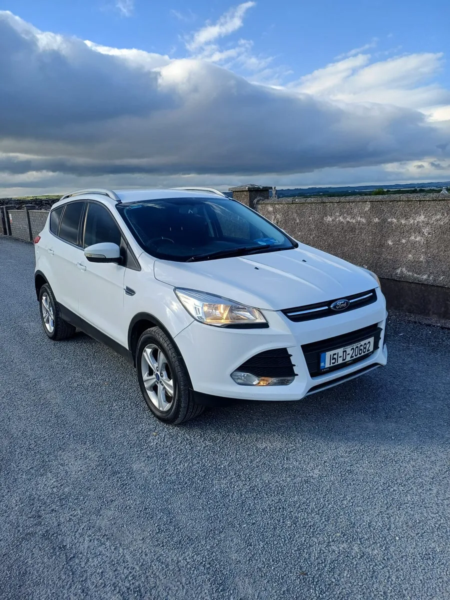 2015 FORD KUGA 4 SEAT CREW CAB - Image 1