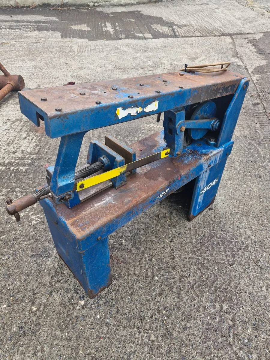 Power Hacksaw - Image 3