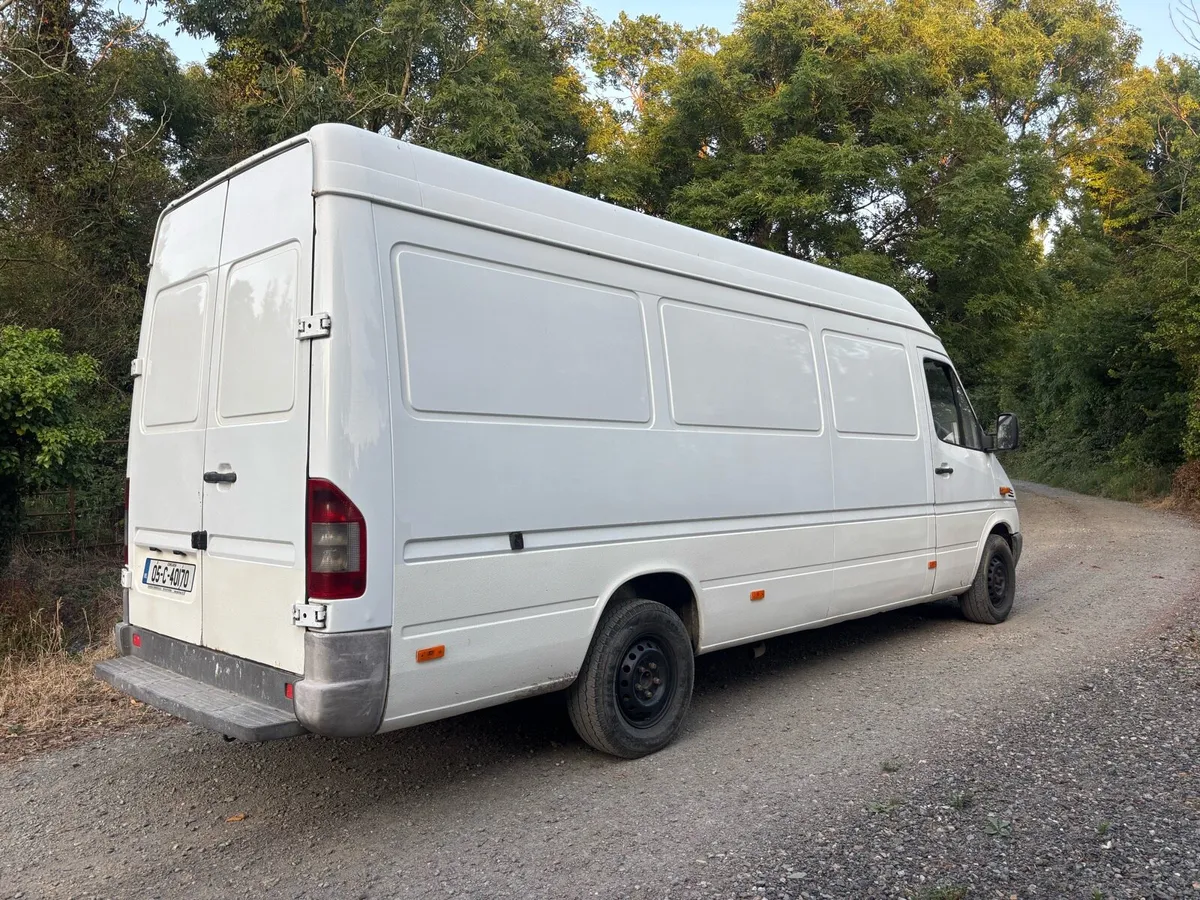 Mercedes sprinter DOE&TAX - Image 2