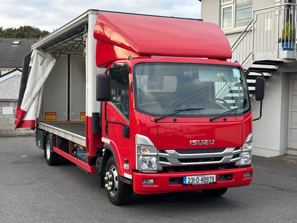 Isuzu NPR 7.5 Ton Curtain Sider - Image 1