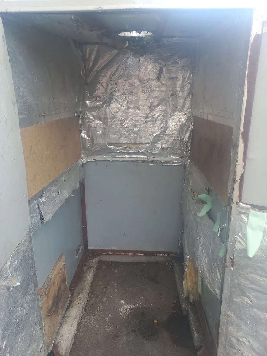 Galvainsed outdoor oil boiler house cover enclosu - Image 4