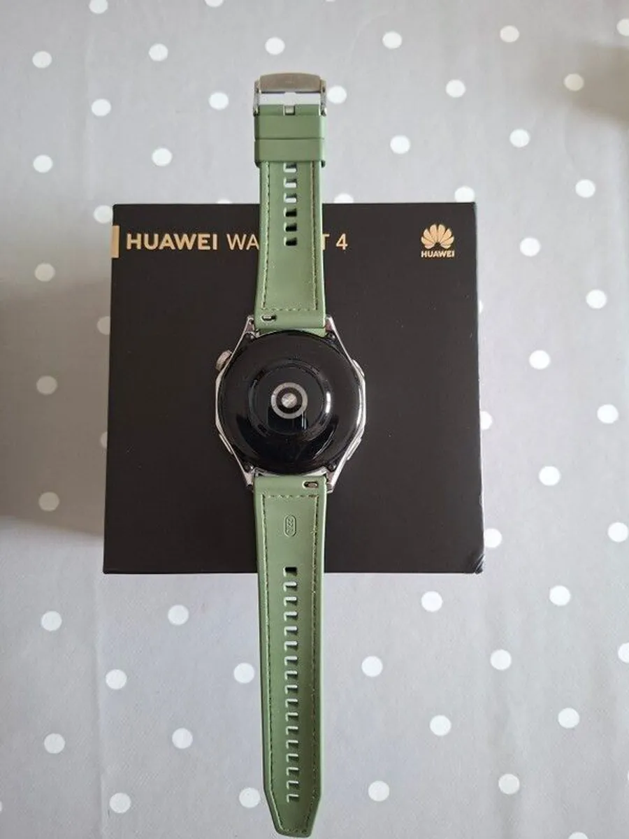Huawei Watch GT 4 - Image 3