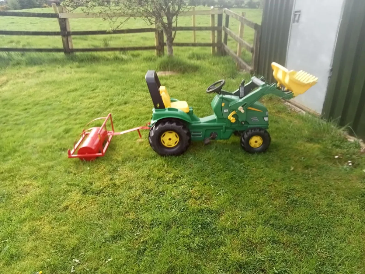 Kids tractor and go kart attachments - Image 1