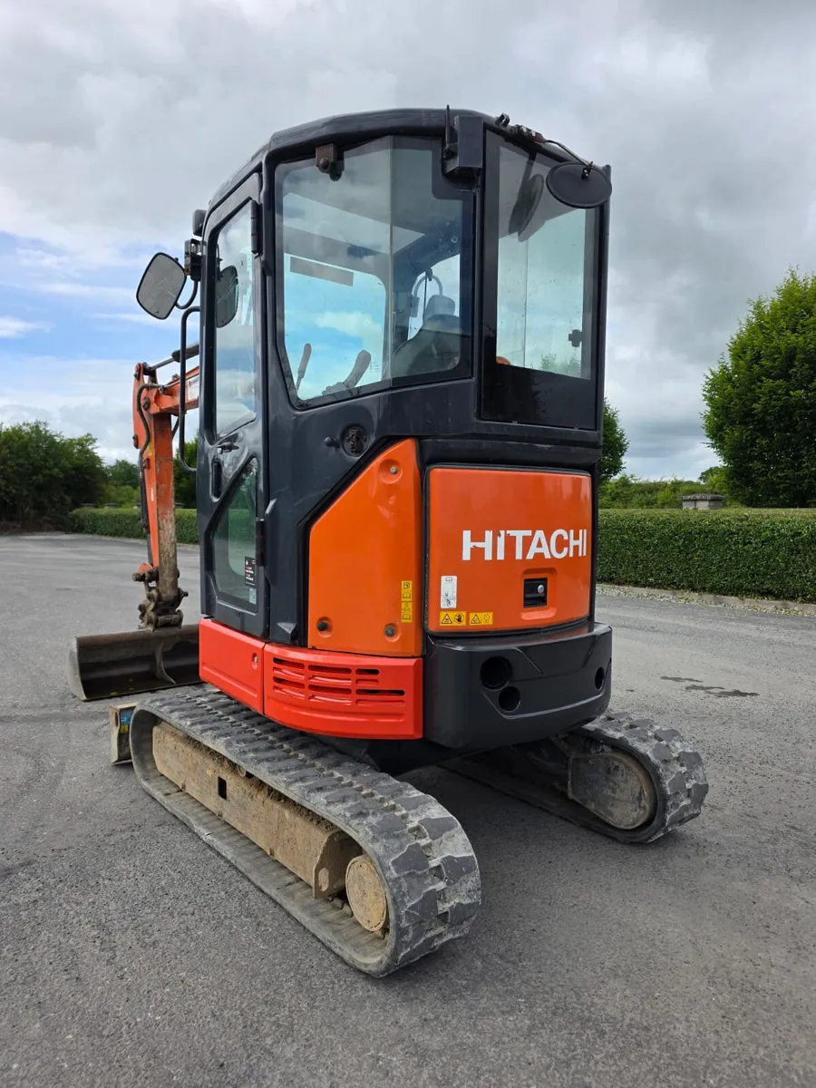 2017 Hitachi ZX26 Mini Digger - Image 4