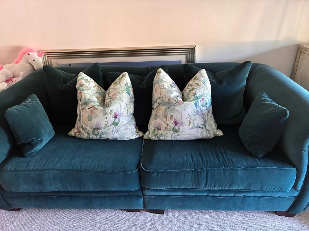 Teal velvet 3 seater sofa - Image 2