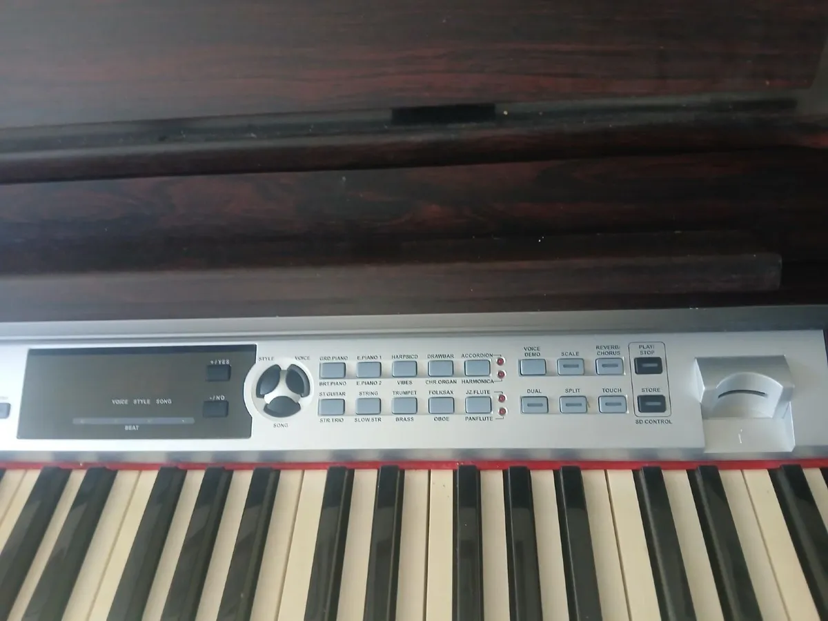 Electric piano - Image 1
