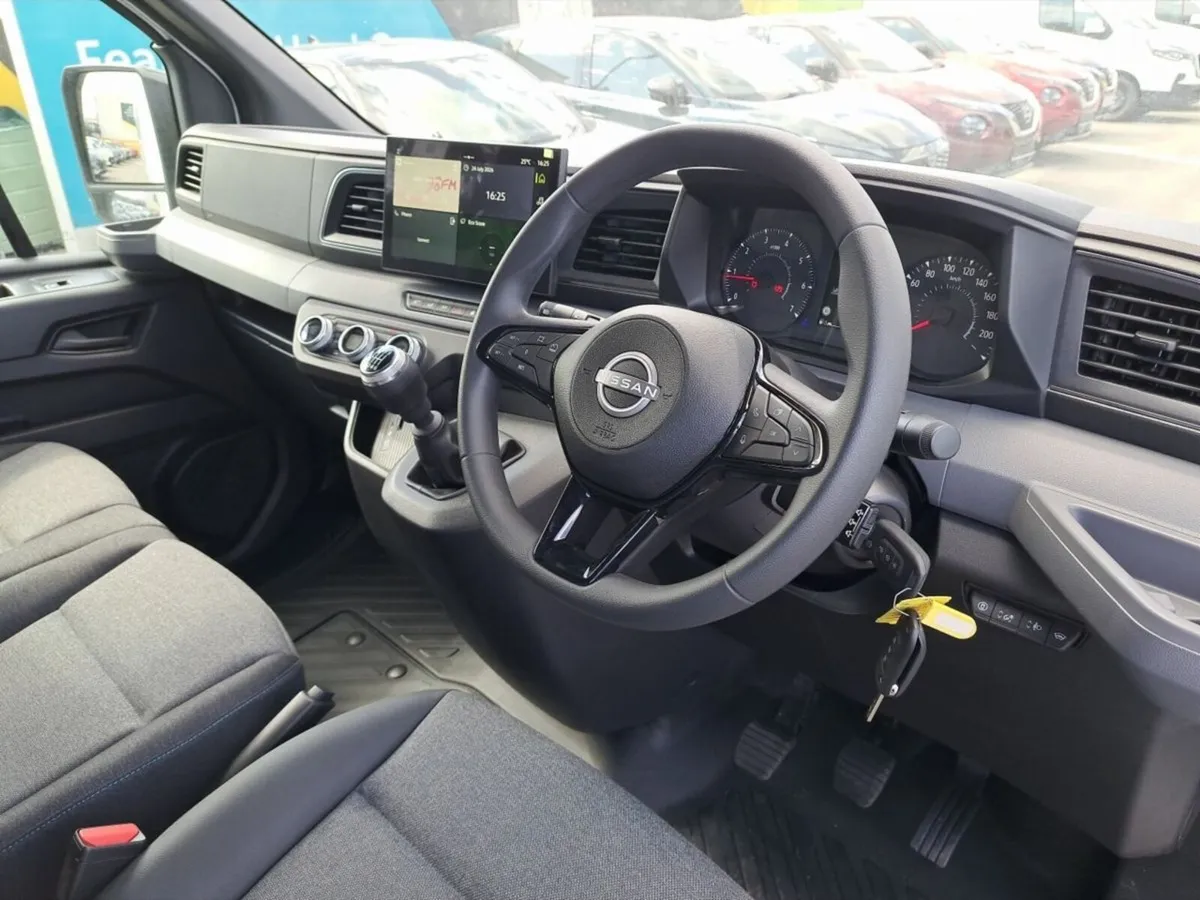 Nissan Interstar BOX BODY - Image 2