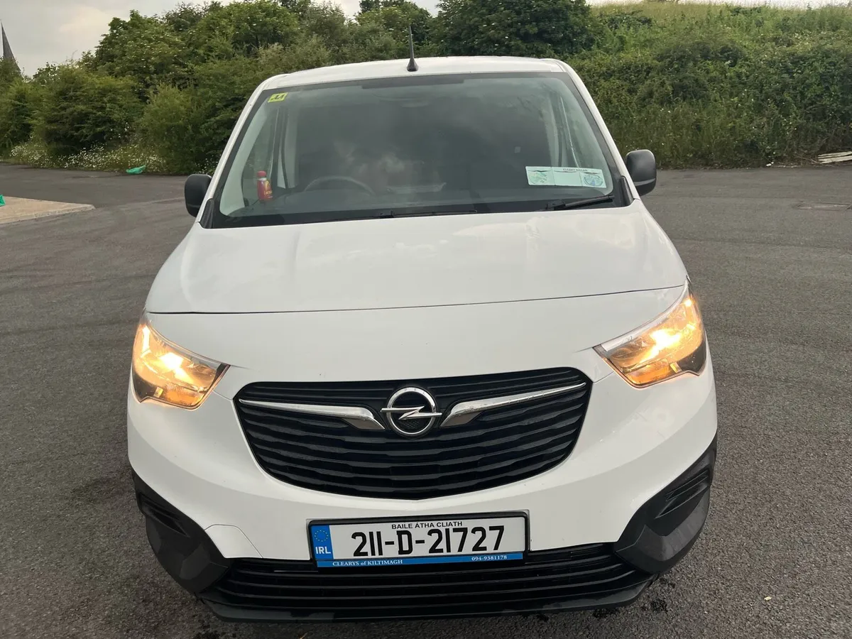 21 Opel Combo Taxed and Tested - Image 2